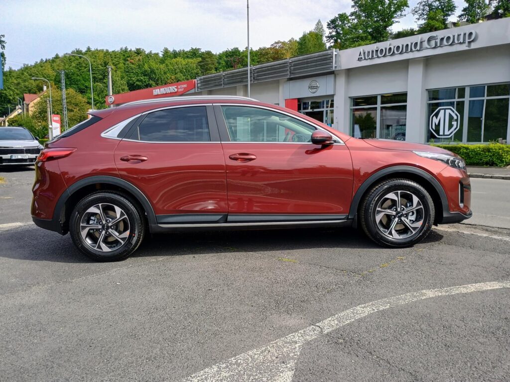 KIA XCeed  EXCLUSIVE 1.0 T-GDI MHEV+WINTER