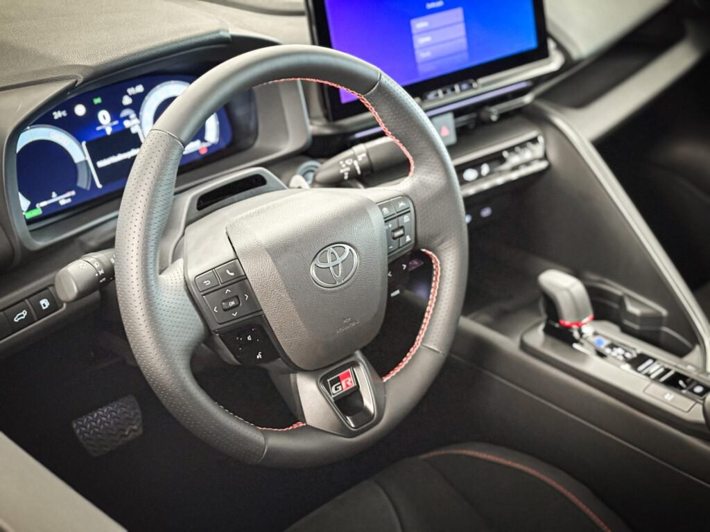 Toyota C-HR  2.0L HEV CVT GR Sport Premiere Edition