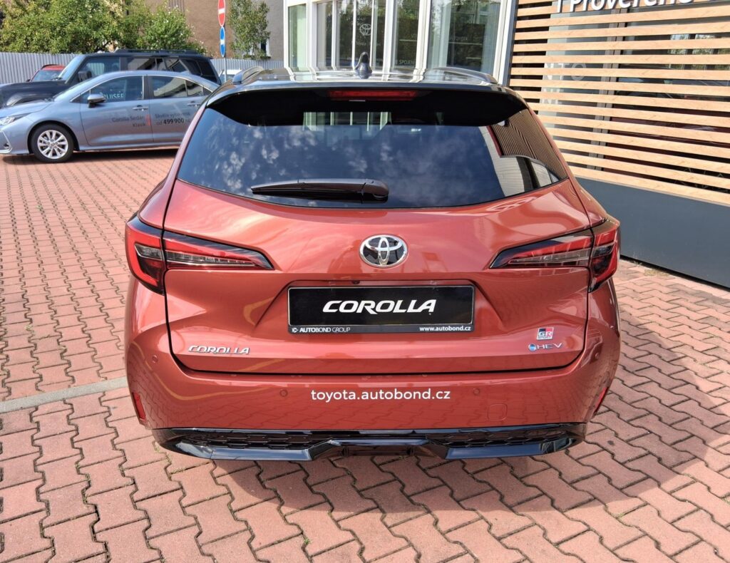 Toyota Corolla  2,0 HEV 178K GR SPORT