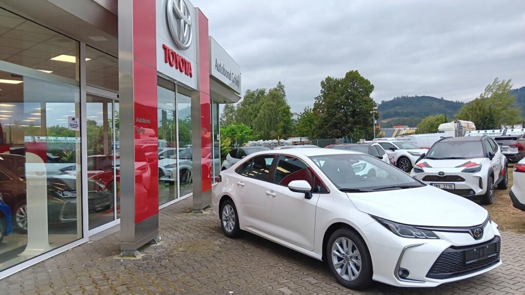 Toyota Corolla  1.5 MT Comfort POSLEDNÍ KUS!!