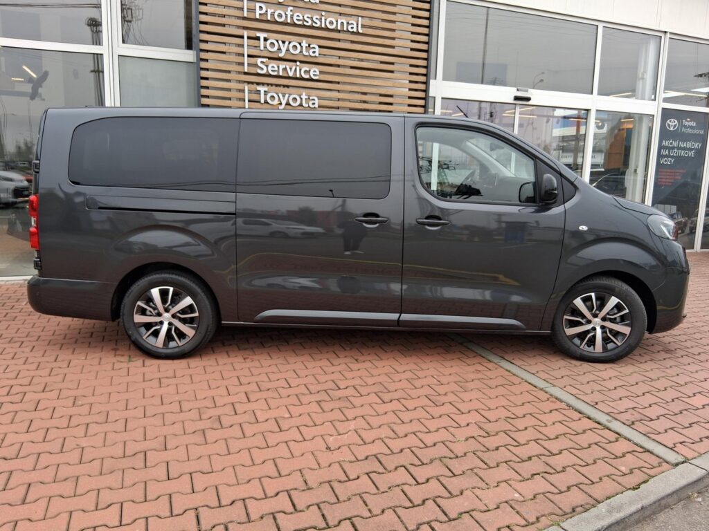 Toyota Proace Verso  2,0D 177K BUSINESS + COMFORT 8 MÍST