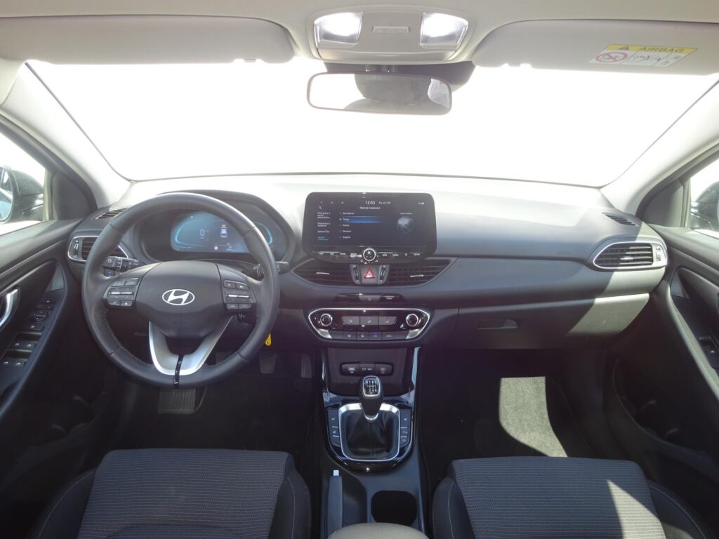 Hyundai i30  1.5 CVVT 71kW Smart Climate
