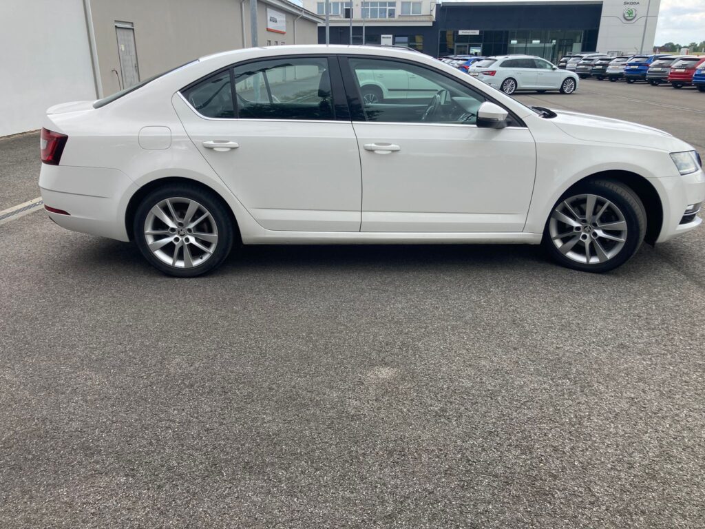 Škoda Octavia 2,0 tsi 140 kW DSG Style Plus