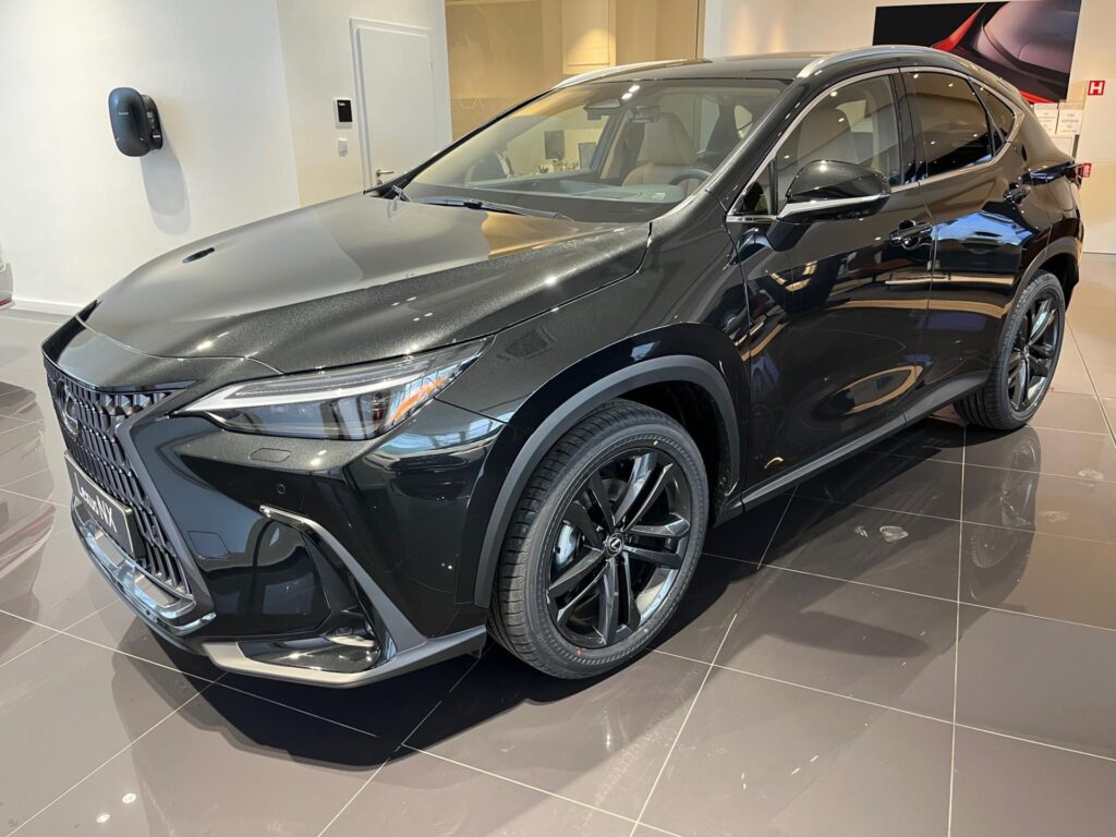 Lexus NX 350h  EXECUTIVE TOP 4x4