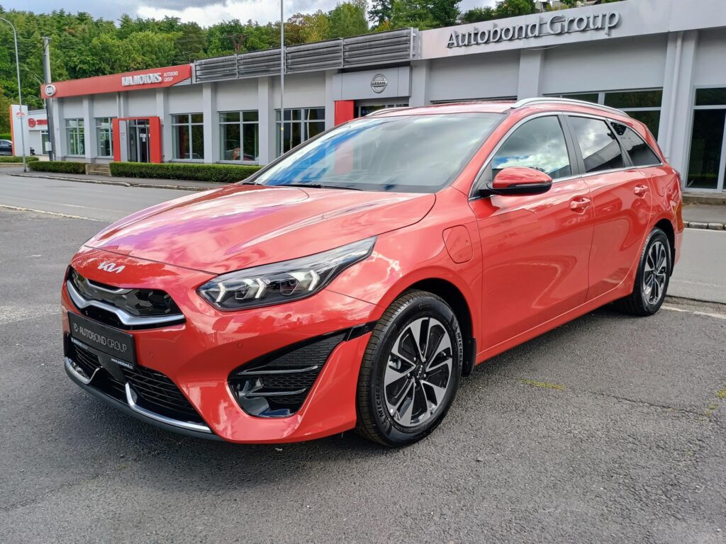 KIA Ceed  PREMIUM 1.6 GDI PHEV 6DCT