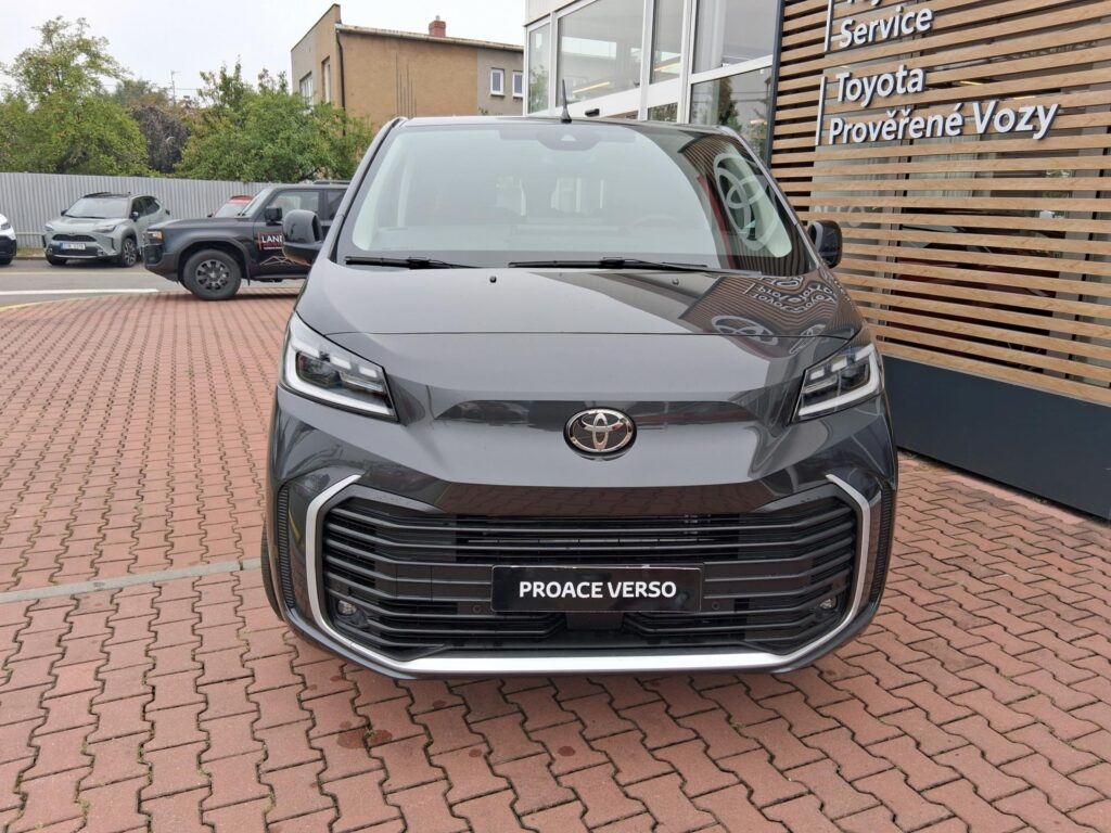 Toyota Proace Verso  2,0D 177K BUSINESS + COMFORT 8 MÍST