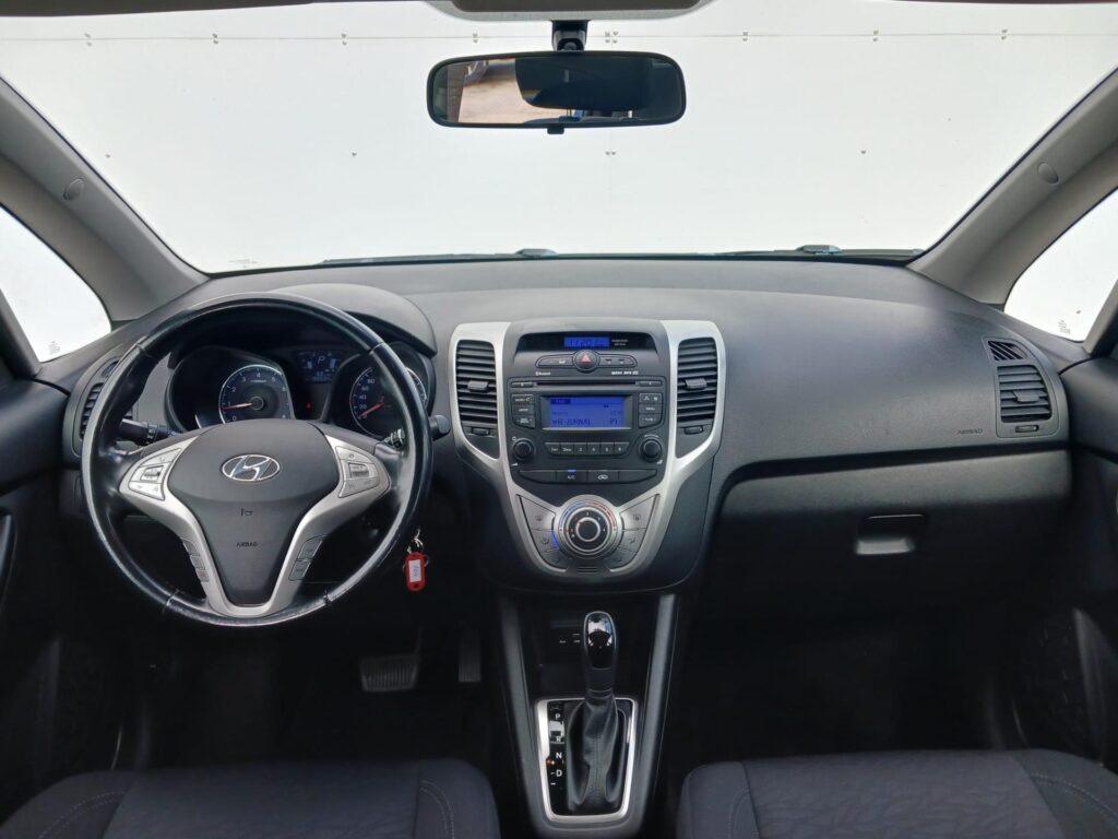 Hyundai ix20  1.6 CVVT AT