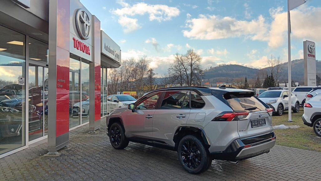 Toyota RAV4  2.5 HEV 4X4 JBL SELECTION + TAŽNÉ ZAŘÍZENÍ