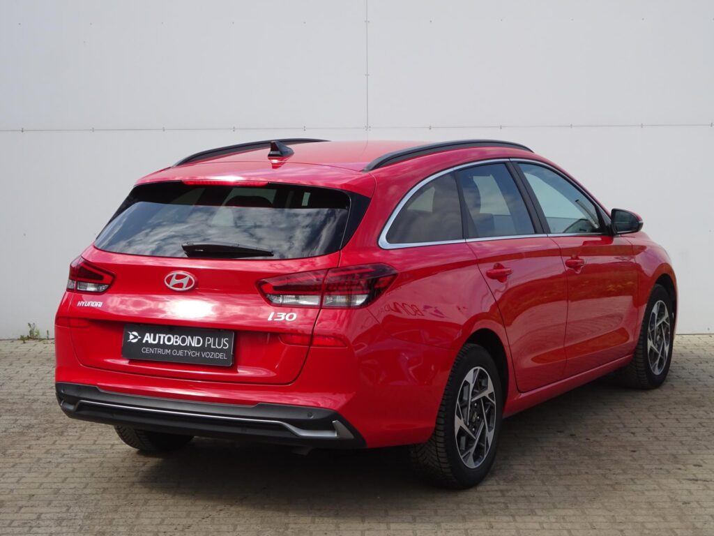 Hyundai i30  1.5 T-GDI MHEV DCT Style