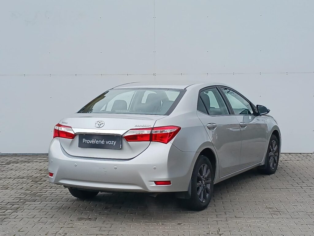 Toyota Corolla  1.6 Valvematic Active Trend
