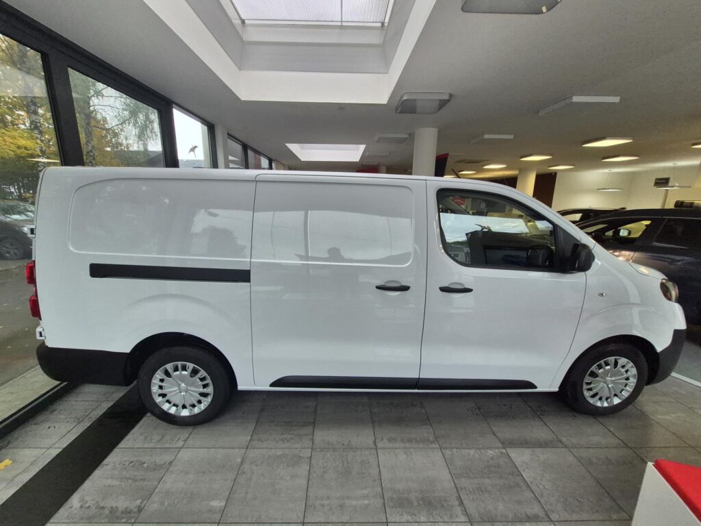 Toyota ProAce  Active MultimediaNAV I4D - Panel Van L2, 2.0L Diesel (144 hp)