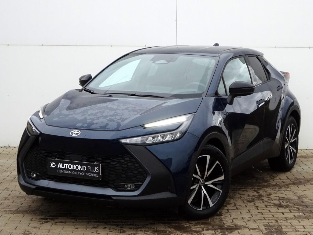 Toyota C-HR  1.8 HSD e-CVT 140k Style