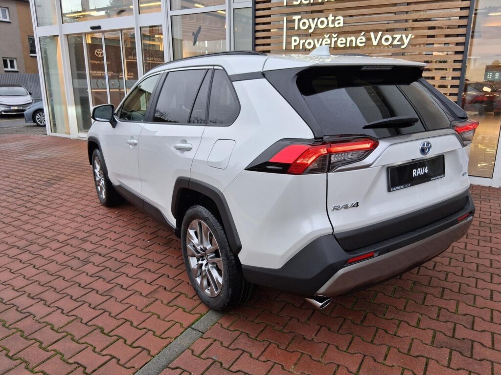 Toyota RAV4  2,5 HEV 4X4 EXECUTIVE + SKYVIEW+JBL