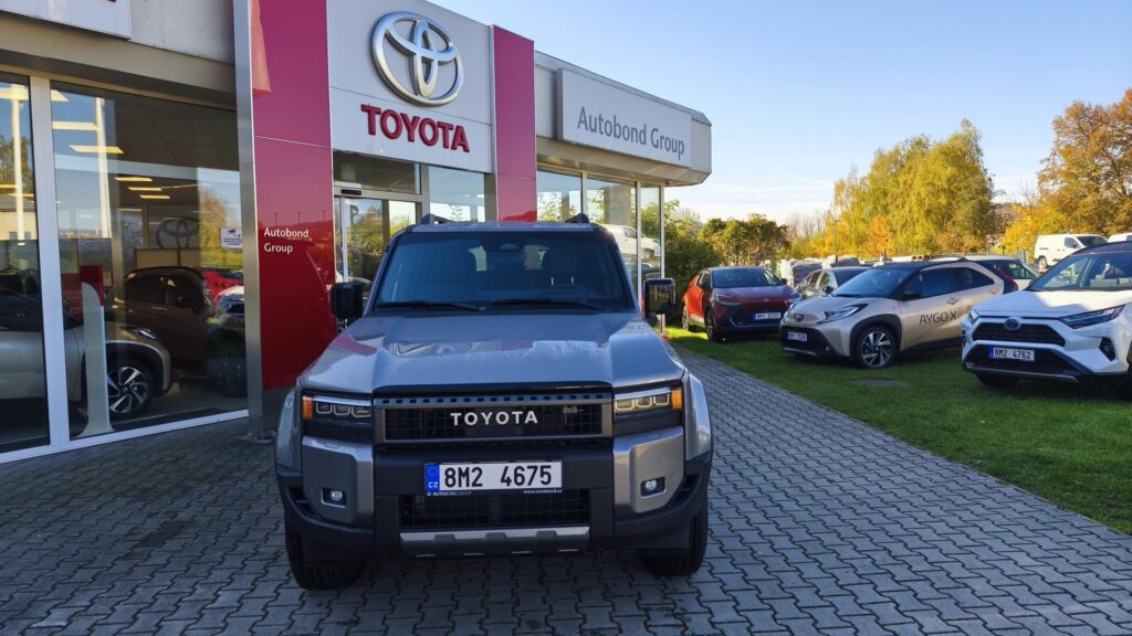 Toyota Land Cruiser  2.8 8AT DIESEL EXECUTIVE