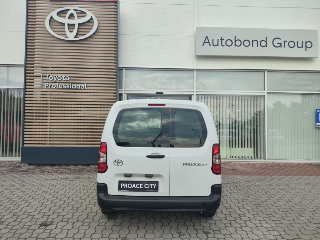 Toyota Proace City  1.5D 6MT Crewcab 5S