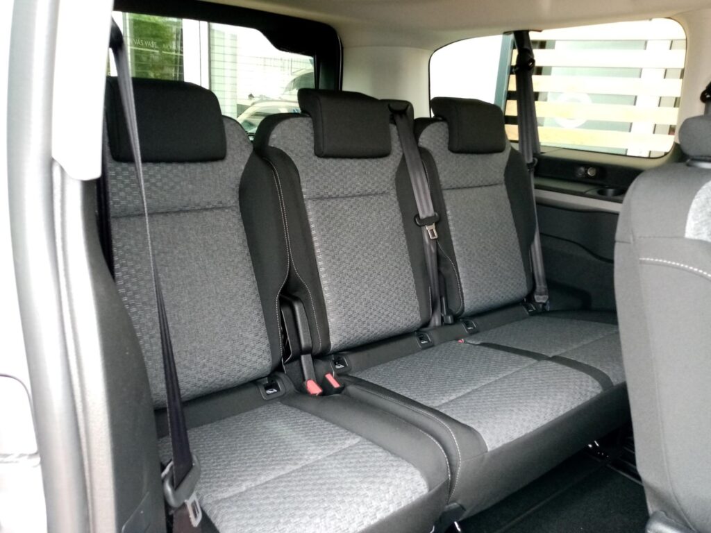 Toyota Proace Verso  2,0 D 8AT 180K FAMILY 8 MÍST