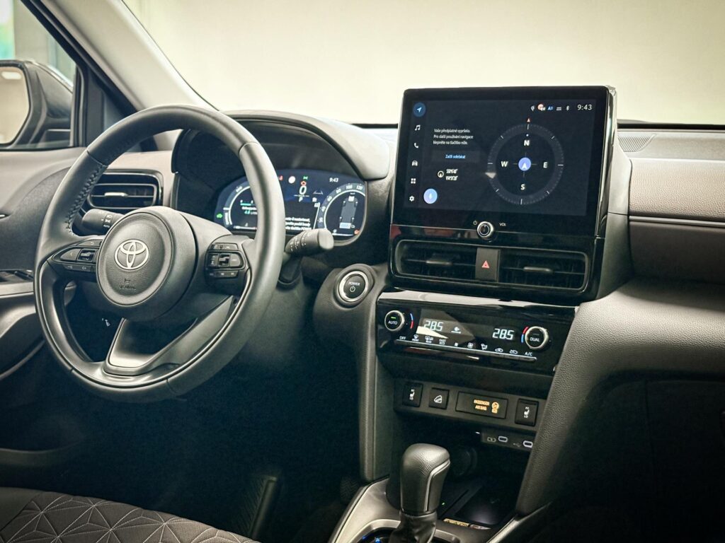 Toyota Yaris Cross  .5 TNGA HEV 130 1 CVT (4x4)