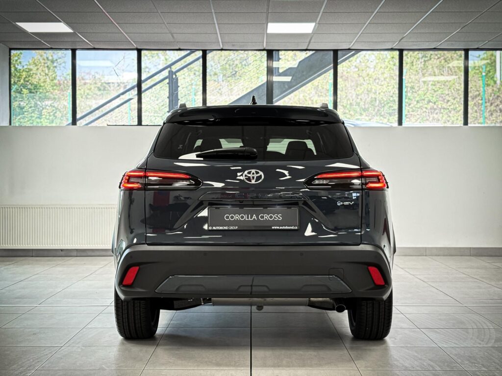 Toyota Corolla Cross  2.0 Hybrid CVT