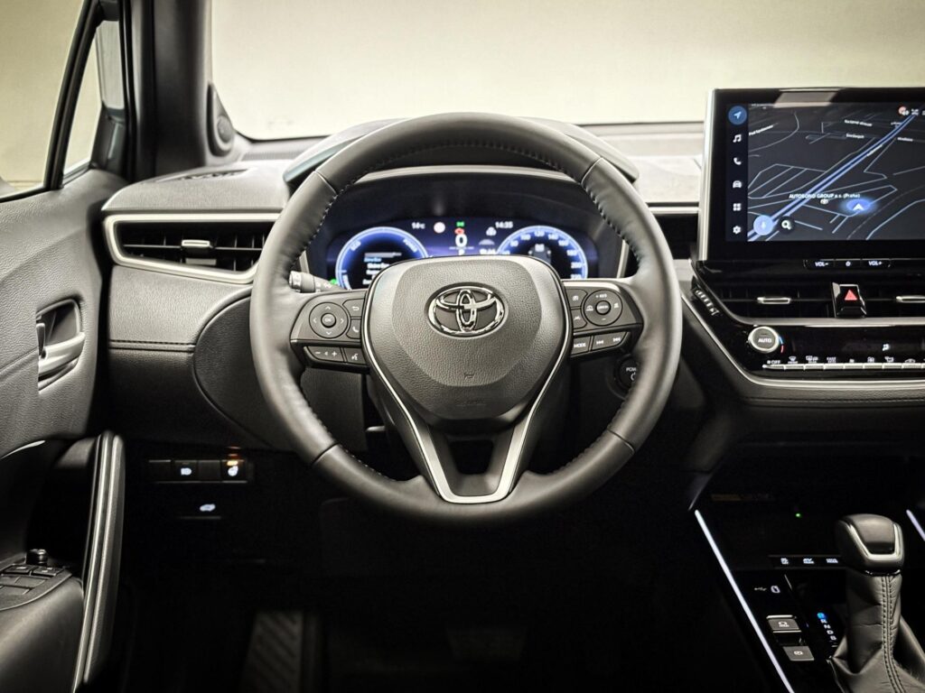 Toyota Corolla Cross  2.0 Hybrid CVT