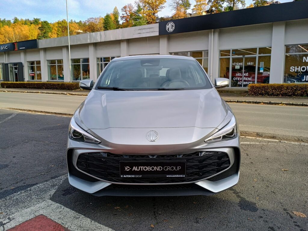 MG MG3  ELEGANCE 1.5 85kW 4×2 5MT