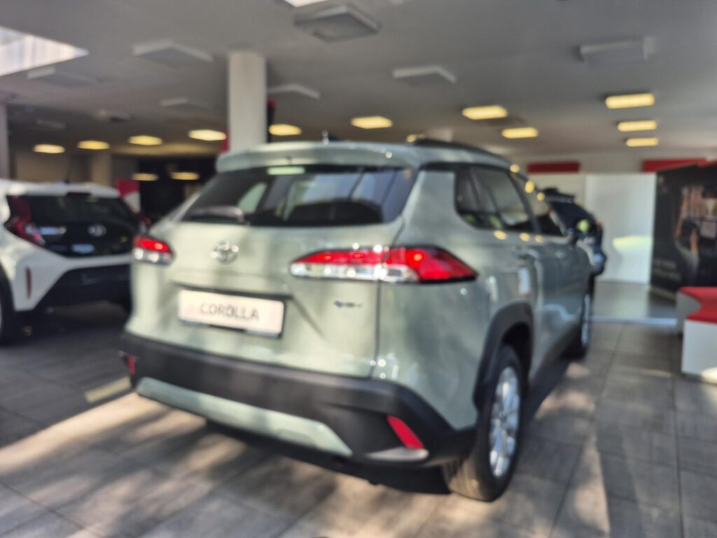 Toyota Corolla Cross  Comfort Business 1.8 Hybrid (140 k)