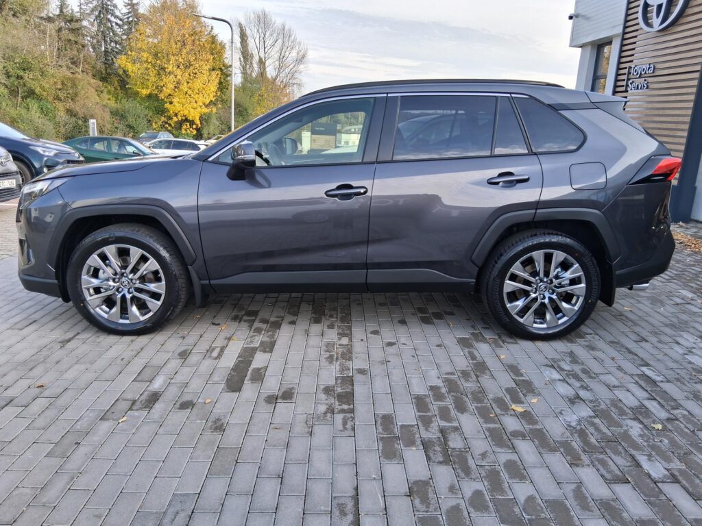 Toyota RAV4  2.5 HEV Executive JBL + tažné