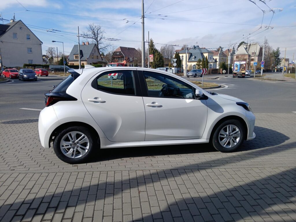 Toyota Yaris  1,5 HEV 116k e-CVT Comfort