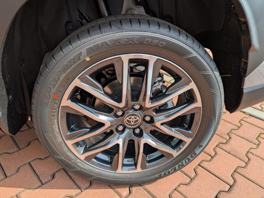 Toyota Corolla Cross  1,8 HEV STYLE