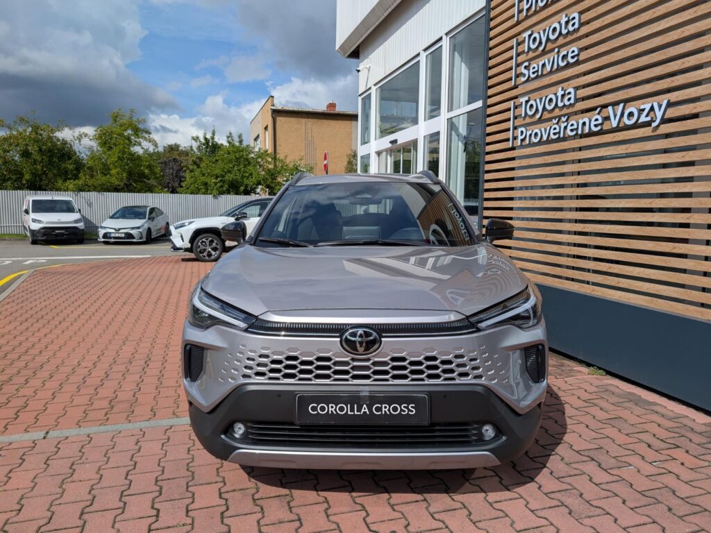 Toyota Corolla Cross  1,8 HEV STYLE
