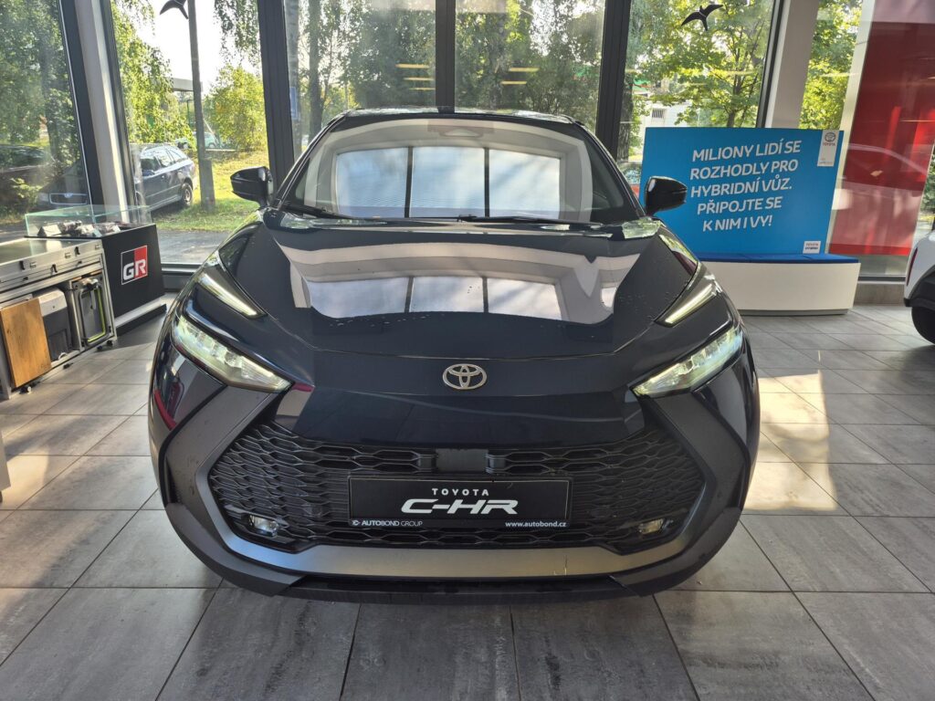 Toyota C-HR  Style 2.0 Plug-in Hybrid (220k)