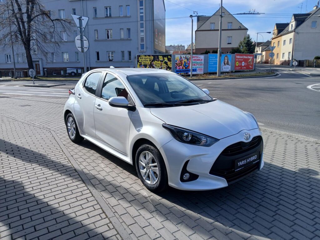 Toyota Yaris  1,5 HEV 116k e-CVT Comfort