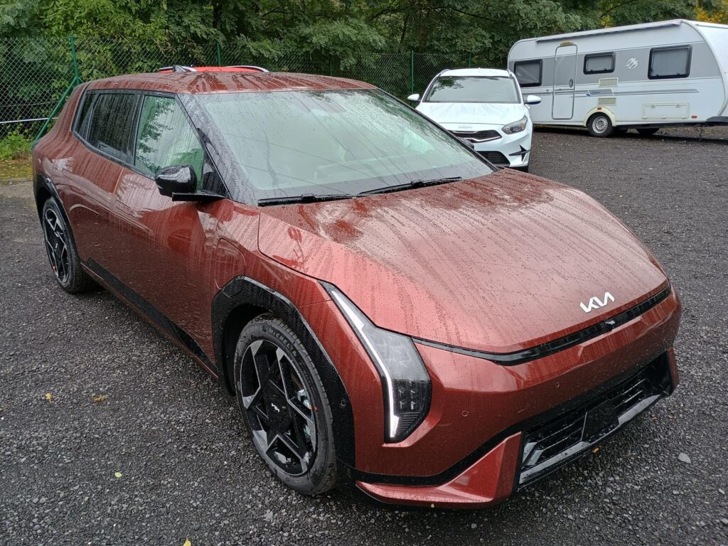 KIA EV4  GT LINE 81,4kWh+TECH+V2L