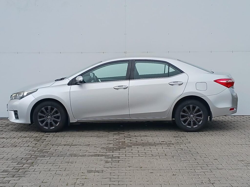 Toyota Corolla  1.6 Valvematic Active Trend