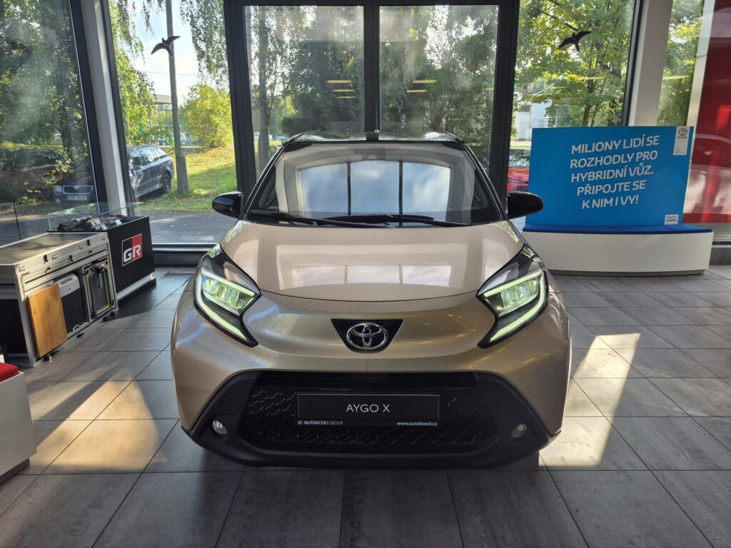 Toyota Aygo X  Style Tech Vision 1.0 VVT-i (72 k)