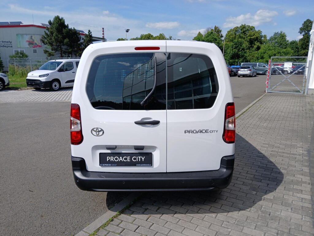 Toyota Proace City  1,5 D, CrewCab 5S