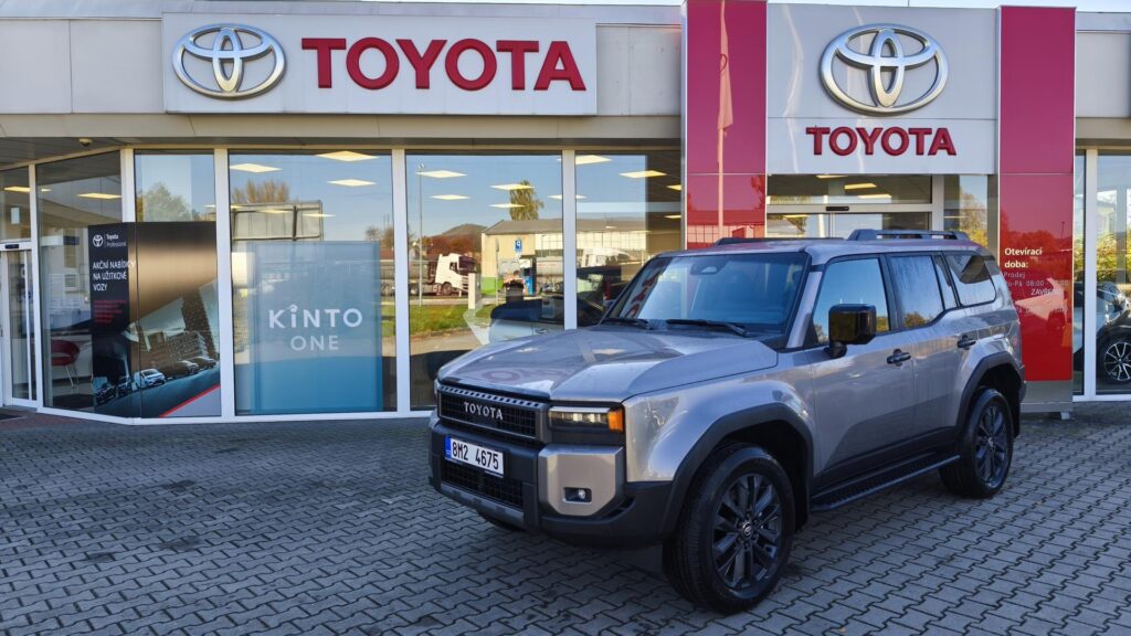 Toyota Land Cruiser  2.8 8AT DIESEL EXECUTIVE