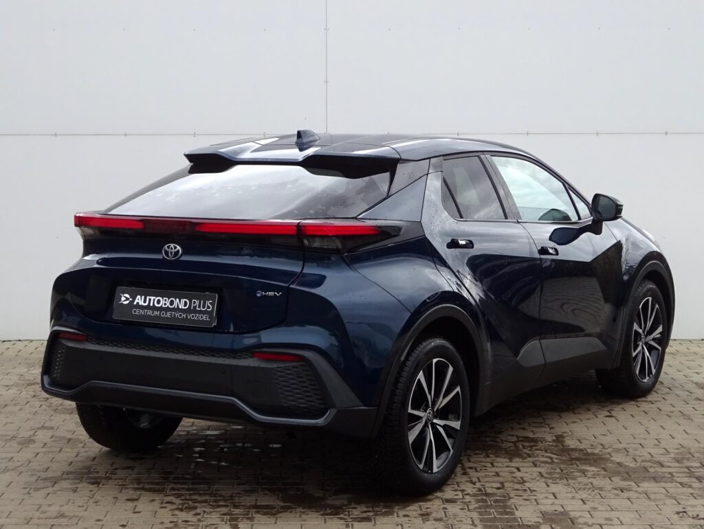 Toyota C-HR  1.8 HSD e-CVT 140k Style