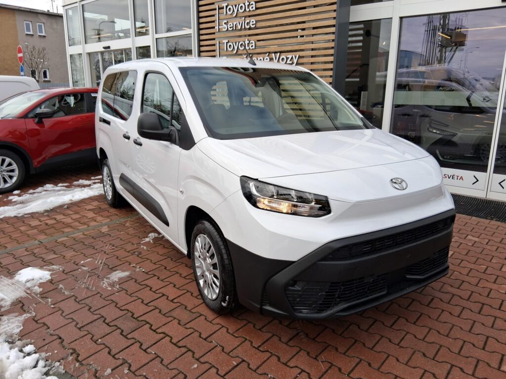 Toyota Proace City Verso  1,5D 100K 6MT COMBI