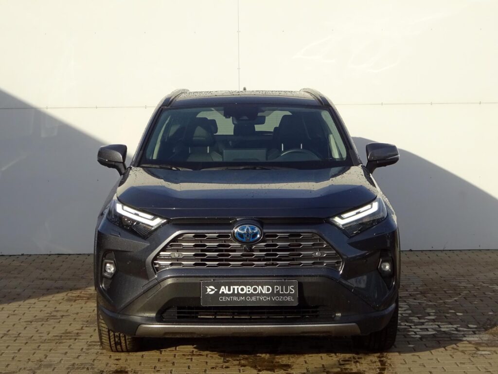 Toyota RAV4  2.5 HSD e-CVT AWD Exe. Sky. Tažné