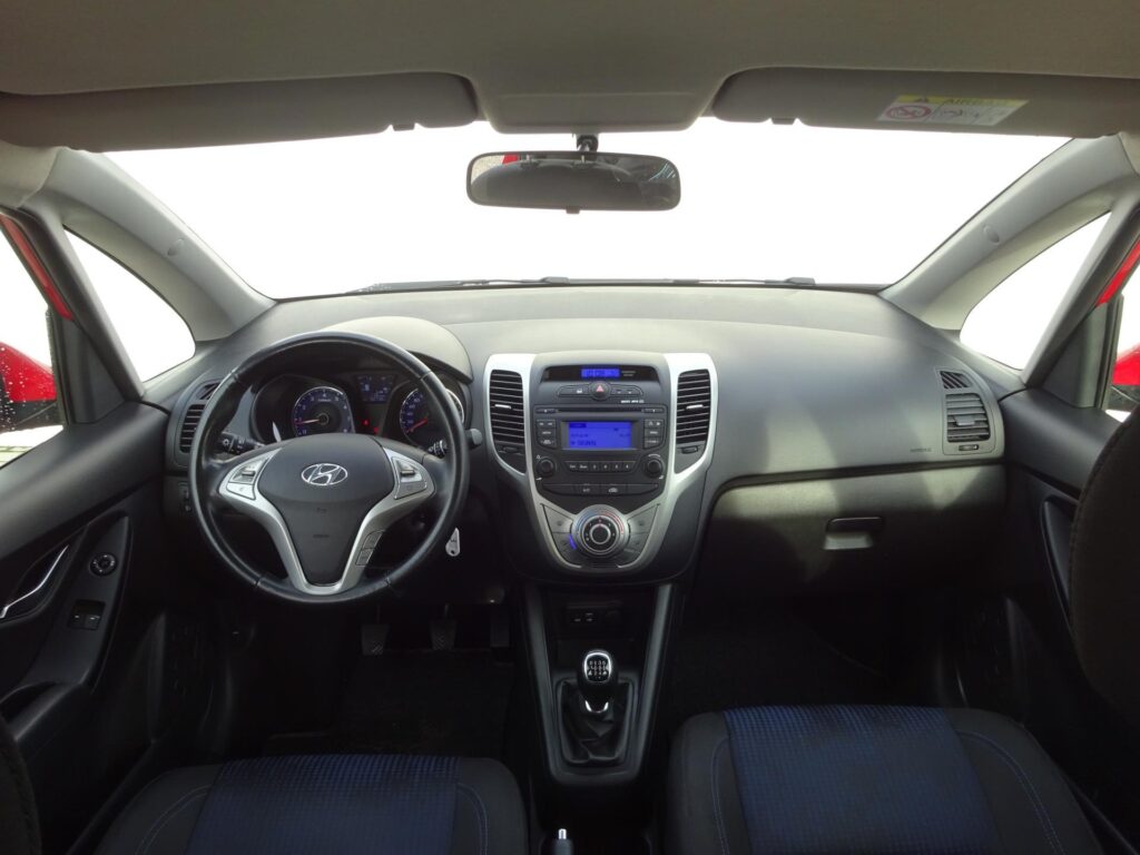 Hyundai ix20  1.6 CVVT 91kW Trikolor