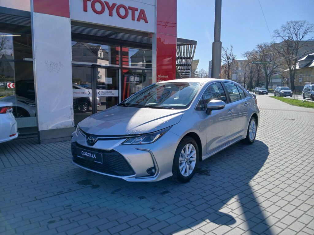Toyota Corolla  1.5 6MT Comfort
