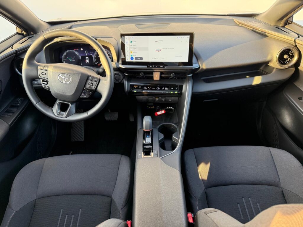 Toyota C-HR  1,8 HSD e-CVT Style