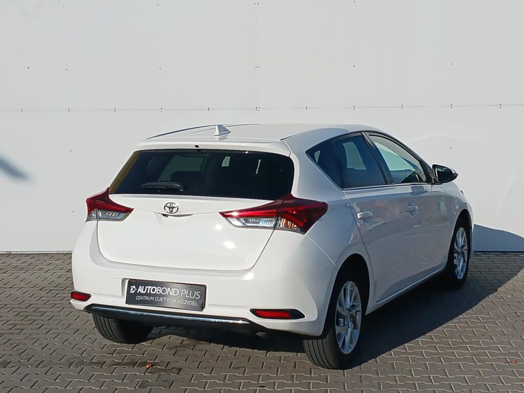 Toyota Auris  1.6 VVT-i Active Trend