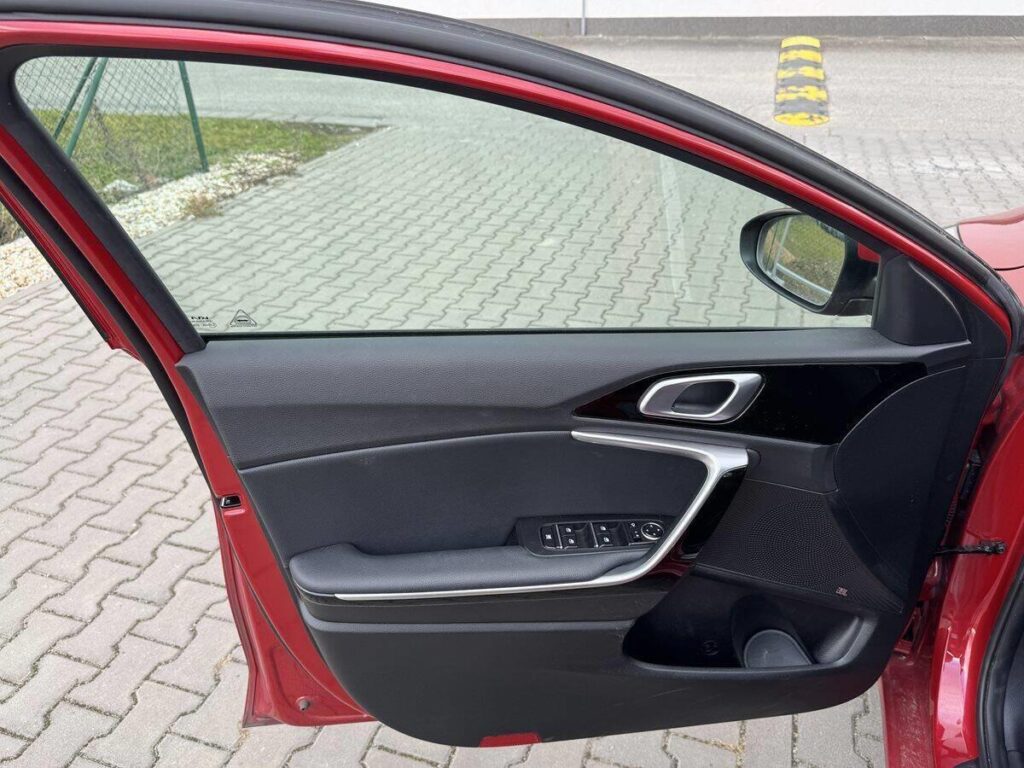 KIA Ceed  SW GT-LINE 1.5 T-GDI GPF 7DCT