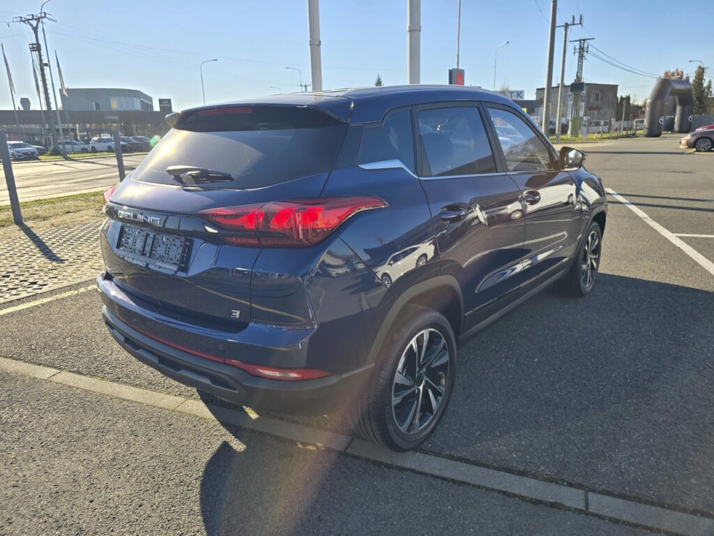 BAIC X35  1.5T 100kW 6MT 4x2