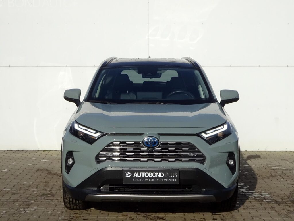 Toyota RAV4  2.5 HSD e-CVT AWD Exe. Sky. Tažné