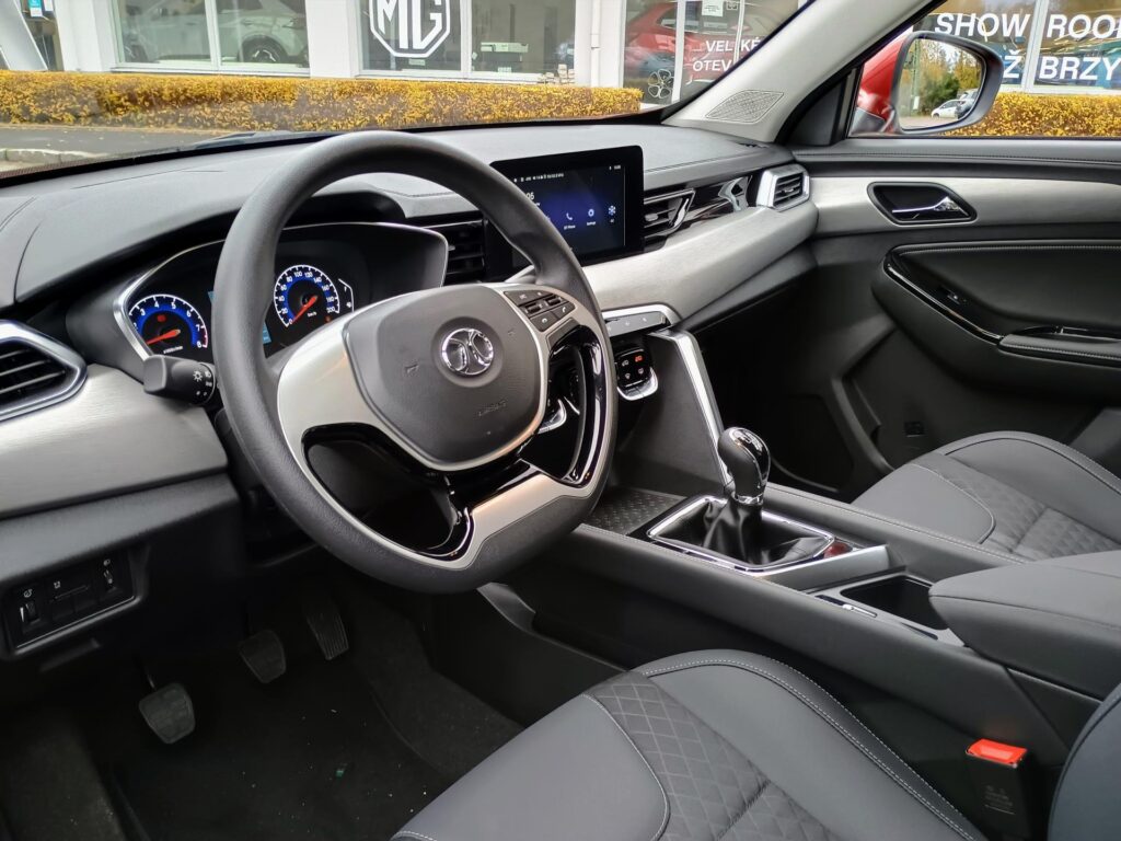 BAIC X35  ALL IN 1.5T 100kW 4×2 6MT