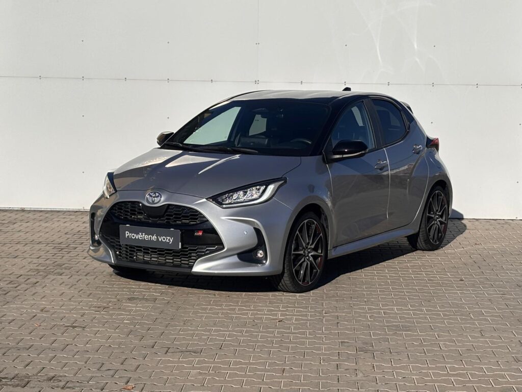Toyota Yaris  1.5 HSD e-CVT GR-Sport