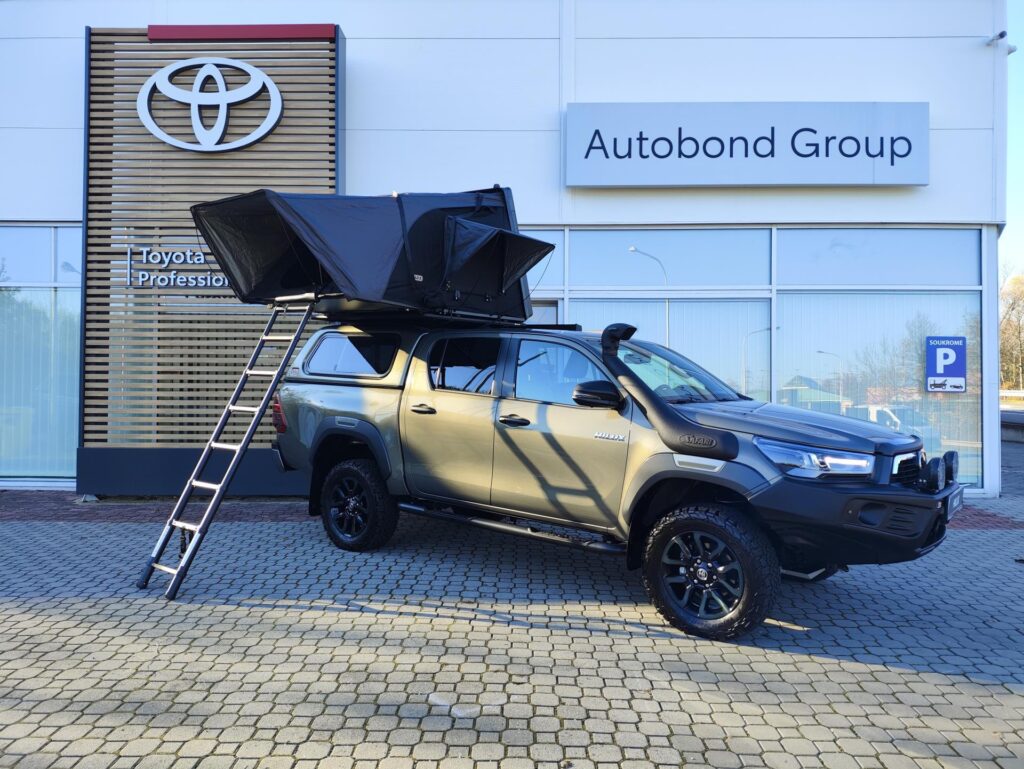 Toyota Hilux  2.8D 6AT Invincible 4x4 Expedition