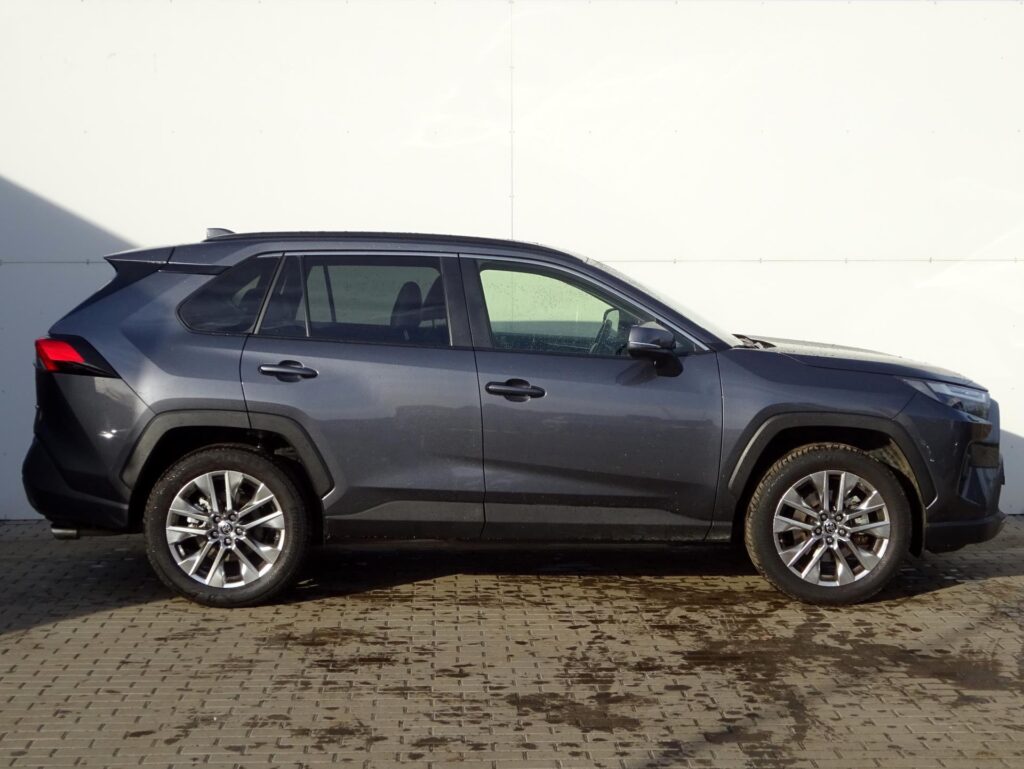 Toyota RAV4  2.5 HSD e-CVT AWD Exe. Sky. Tažné